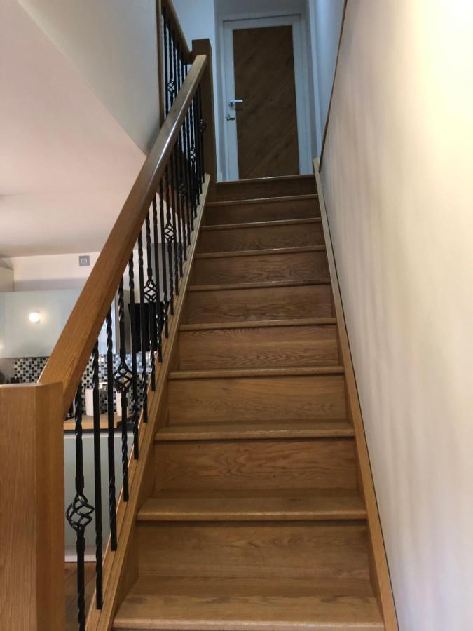 Number 19, Cardigan Apartment Екстериор снимка